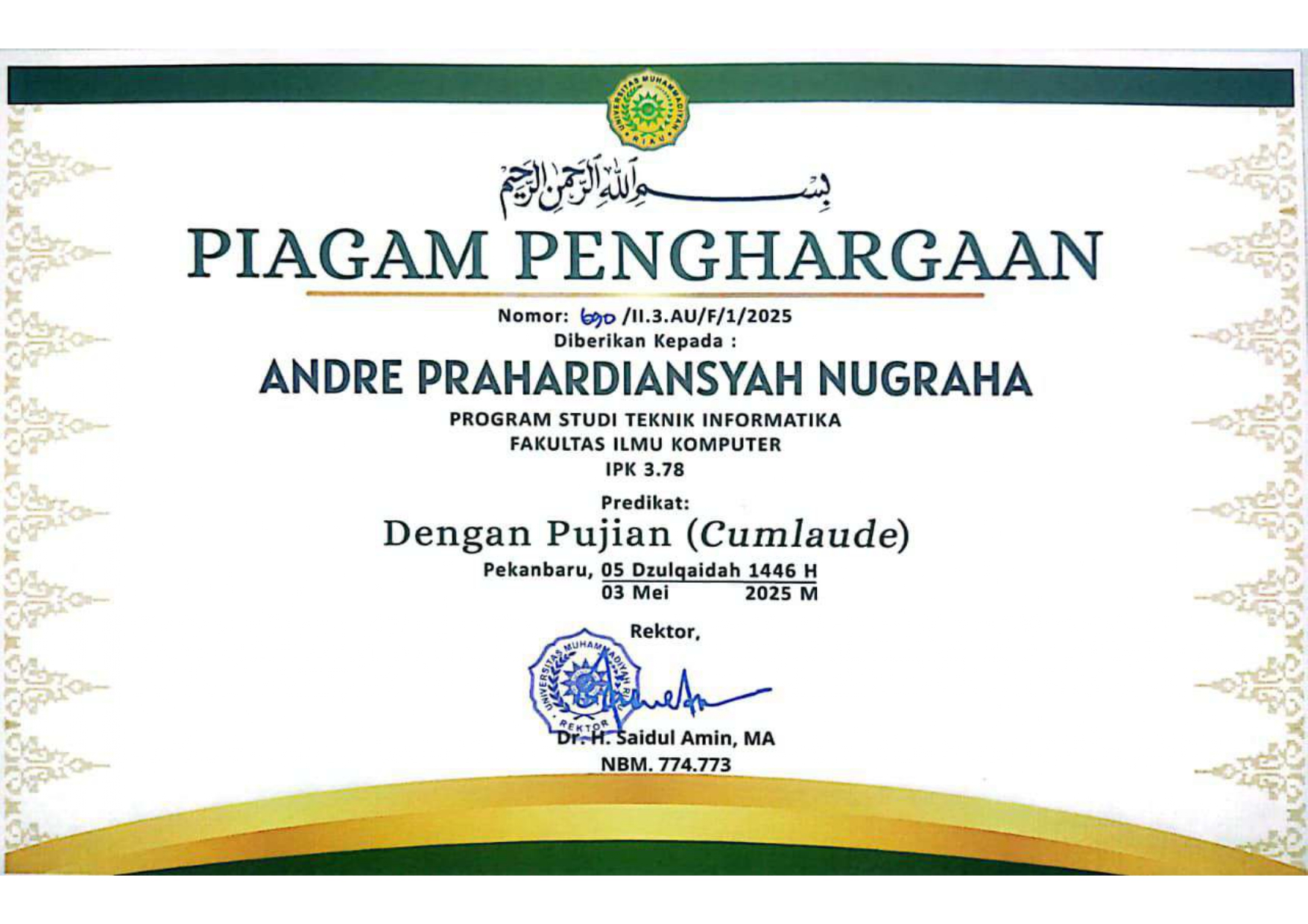 Piagam Penghargaan Predikat Kelulusan "Dengan Pujian (Cumlaude)"